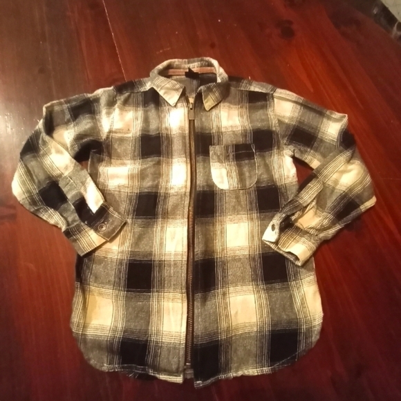boys flannel zip up shirt - Picture 1 of 3